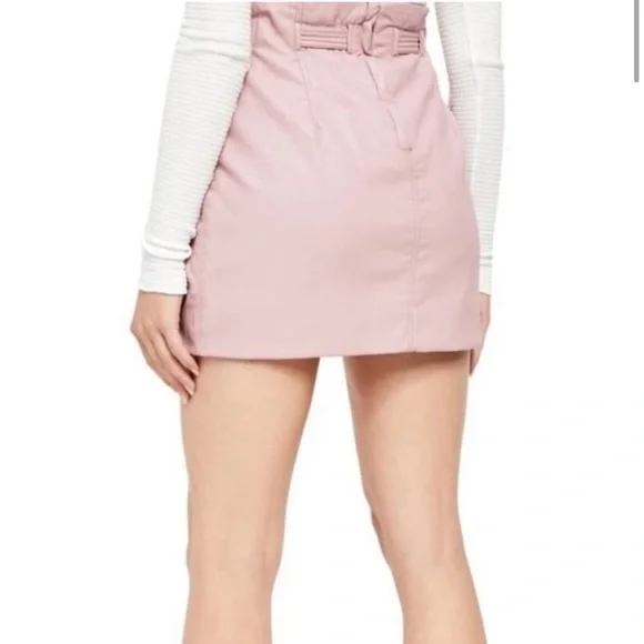 Payton Faux Leather Skirt - Picture 2 of 5